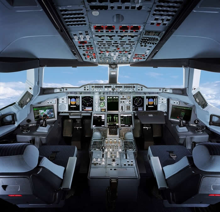 Airbus A-380 Cockpit Image