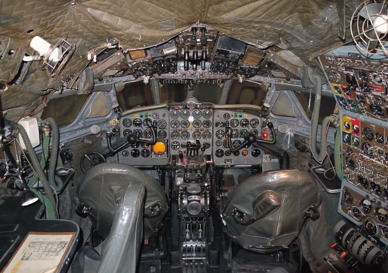 de havilland comet dh-106 airplane cockpit photo