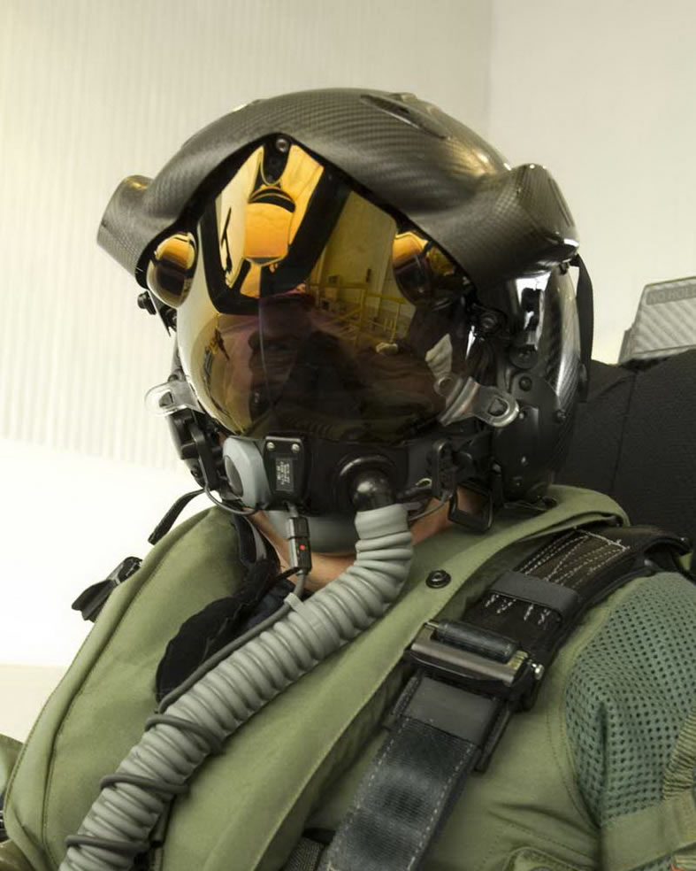 f-35 jsf fighter jet pilot advanced helmet system