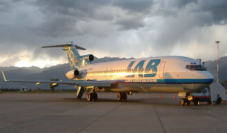 LAB Airlines Boeing 727