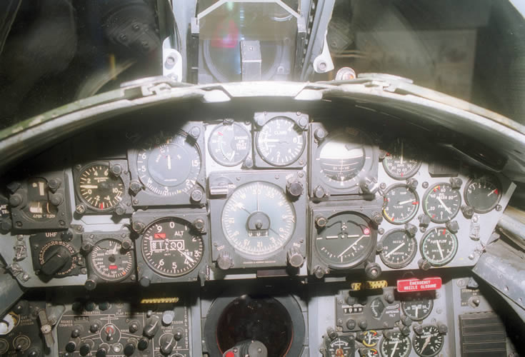 f-104 thud cockpit