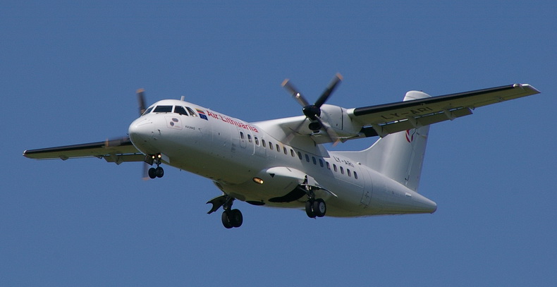 ATR 42 TURBOPROP AIRCRAFT IN FLIGHT