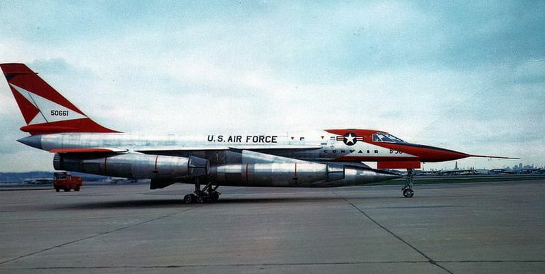 50661 - U.S. Air Force Convair B-58 Bomber Early Photo