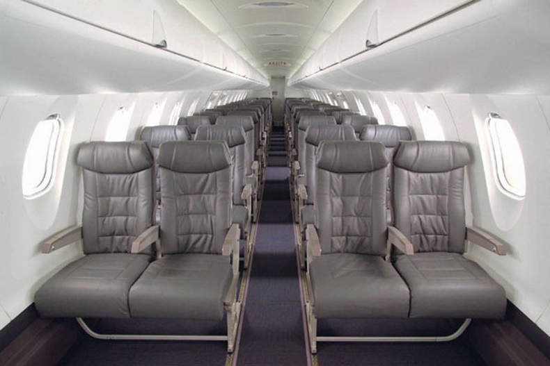 crj 1000 regional jet cabin interior