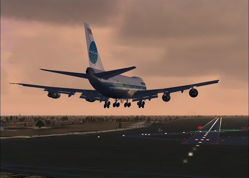 flight sim screenshot of b747 landing