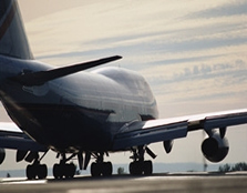 747 taxi on runway
